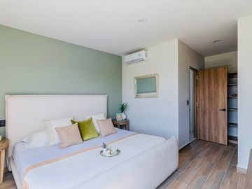 CASA A 15 MINUTOS DE CUERNAVACA, MORELOS; MEX. 3 RECÁMARAS, ALBERCA, MULTI CANCHAS, PET PARK.