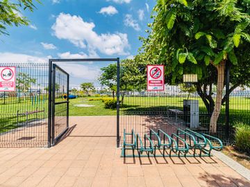 CASA A 15 MINUTOS DE CUERNAVACA, MORELOS; MEX. 3 RECÁMARAS, ALBERCA, MULTI CANCHAS, PET PARK.