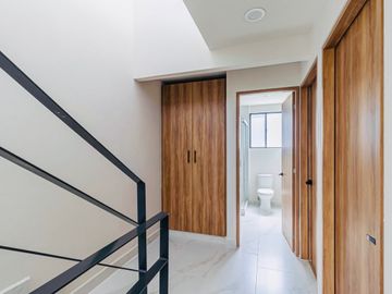 CASA A 15 MINUTOS DE CUERNAVACA, MORELOS; MEX. 3 RECÁMARAS, ALBERCA, MULTI CANCHAS, PET PARK.