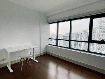 Edades Tower and Garden Villas | Luxury Condo Living in Rockwell Makati City | Ready For Occupancy
