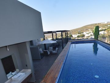 Departamento de lujo con amenidades, áreas comunes, Gym, alberca, roof, ludoteca y más.