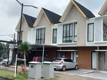 Rumah 2 Lantai Minimalis 4 Kamar Di Jakarta Timur