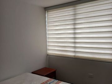 Vendo amplio apto como nuevo, excelente zona social. -A