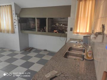 CASA DE CATEGORÌA EN VENTA | PLAYAS DE ORO | VILLA CARLOS PAZ | CORDOBA