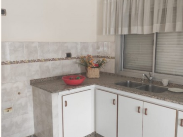 CASA DE CATEGORÌA EN VENTA | PLAYAS DE ORO | VILLA CARLOS PAZ | CORDOBA