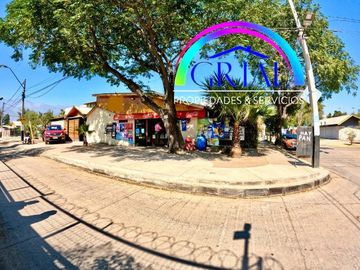 Gran Casa con local comercial en Ñuñoa
