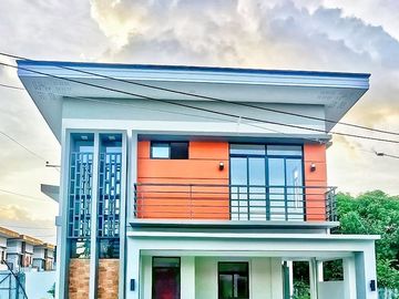 4BR Brand New RFO Single Detached Furnished House & Lot in Pooc, Talisay near SRP