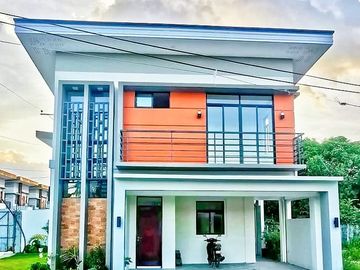 4BR Brand New RFO Single Detached Furnished House & Lot in Pooc, Talisay near SRP