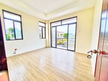4BR Brand New RFO Single Detached Furnished House & Lot in Pooc, Talisay near SRP