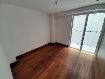 Venta Departamento 1er piso San Isidro