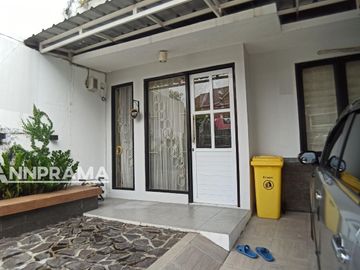 Rumah second murah dlm perumahan roe jalan luas dekat kampus UIN dibojongsari,depok
