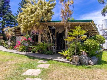 Bright and Airy, Private Resort, Airbnb Vacation House for Sale with Spacious Landscape Garden in Tagaytay, Cavite