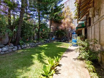 Bright and Airy, Private Resort, Airbnb Vacation House for Sale with Spacious Landscape Garden in Tagaytay, Cavite