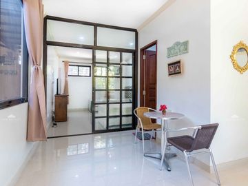 Bright and Airy, Private Resort, Airbnb Vacation House for Sale with Spacious Landscape Garden in Tagaytay, Cavite