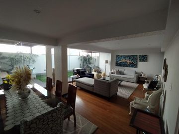 PRECIOSO DEPARTAMENTO CON AMPLIA TERRAZA EN BATALLONES LIBRES DE TRUJILLO, SANTIAGO DE SURCO