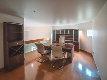 RESIDENCIA EN VENTA EN FRACCIONAMIENTO EL LUCERO