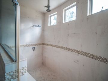 RESIDENCIA EN VENTA EN FRACCIONAMIENTO EL LUCERO