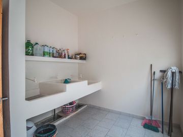 RESIDENCIA EN VENTA EN FRACCIONAMIENTO EL LUCERO
