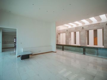 RESIDENCIA EN VENTA EN FRACCIONAMIENTO EL LUCERO