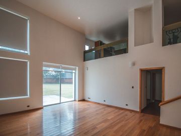 RESIDENCIA EN VENTA EN FRACCIONAMIENTO EL LUCERO