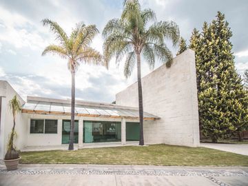 RESIDENCIA EN VENTA EN FRACCIONAMIENTO EL LUCERO