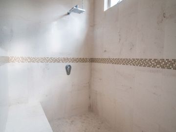 RESIDENCIA EN VENTA EN FRACCIONAMIENTO EL LUCERO
