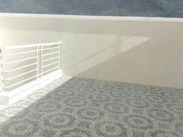 BARU, Rumah Manyar Kertoadi Mewah 2 Lantai dkt Raya MERR Kertajaya SHM