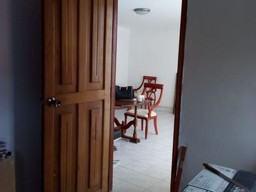 Casa, para 4 familias
