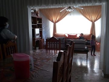 Casa, para 4 familias