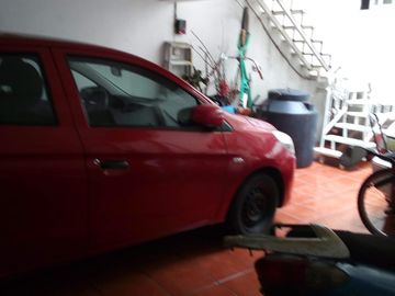 Casa, para 4 familias