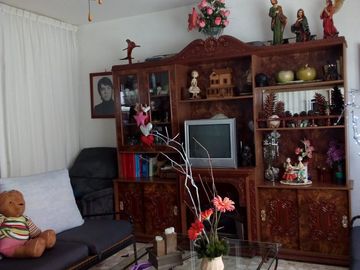 Casa, para 4 familias