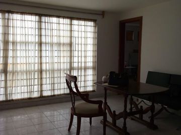 Casa, para 4 familias