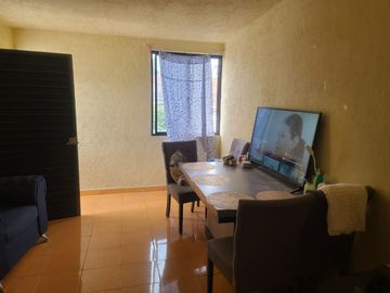 VENTA DE 2 LOCALES, UN DEPARTAMENTO Y UN SALÓN DE EVENTOS EN ARAGÓN - CENTRO, QUERÉTARO.