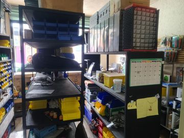 VENTA DE 2 LOCALES, UN DEPARTAMENTO Y UN SALÓN DE EVENTOS EN ARAGÓN - CENTRO, QUERÉTARO.