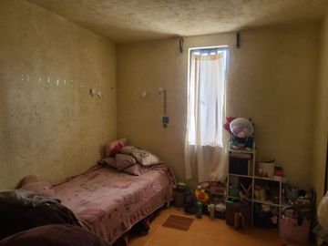 VENTA DE 2 LOCALES, UN DEPARTAMENTO Y UN SALÓN DE EVENTOS EN ARAGÓN - CENTRO, QUERÉTARO.