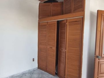 CASA SOLA EN LOMAS DEL CARRIL TEMIXCO