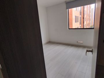 SE VENDE  HERMOSO APARTAMENTO EN  HACIENDA MADRID