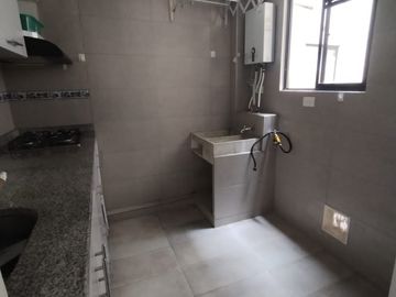 SE VENDE  HERMOSO APARTAMENTO EN  HACIENDA MADRID