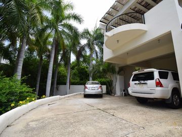 Villa con vista al mar y acceso a la playa - Huatulco