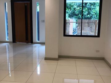 3 Storey Townhouse Unit Teacher's Village Quezon City UNIT 4