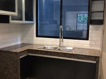 3 Storey Townhouse Unit Teacher's Village Quezon City UNIT 4