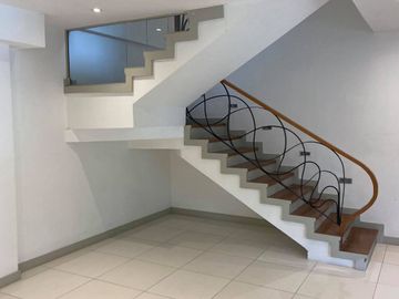 3 Storey Townhouse Unit Teacher's Village Quezon City UNIT 4