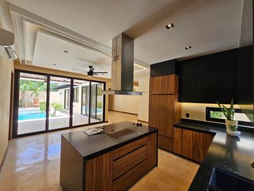 Casa Residencial de 3 recámaras en venta en Valenia Residencial