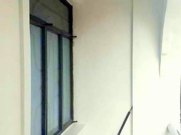 🏠🌟 Prime Investment Opportunity! Dual Delight Houses in Brgy Rizal, Makati | 7 Bedroom Masterpiece (White) with 4 Floors, 3 Bedroom Oasis (Green) with