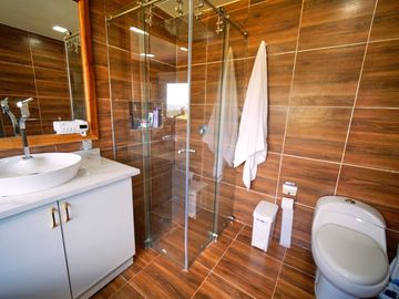 EN VENTA HACIENDA 60 HECTAREAS 20 MIN DEL AEROPUERTO DE QUITO