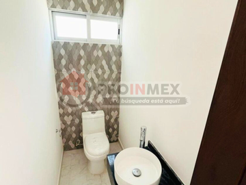 ULTIMA CASA EN VENTA ATRAS DE LA UVM COL REVOLUCION BOCA DEL RIO