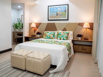furnished 2-bedroom condo unit with 1-car park, for sale in Mactan Newtown