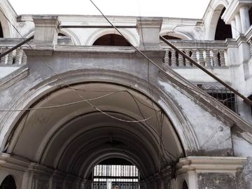 CENTRO HISTORICO VENDO CASONA ANTIGUA DE 1,553M2 EN $2,200,000 MIL DOLARES MUY NEGOCIABLES, JR. CAMANA CDRA.9 VISTA CALLE