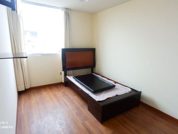 VENTA DE AMPLIO  DEPARTAMENTO EN CONDOMINIO EN LA MOLINA
