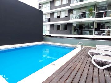 VENTA DE AMPLIO  DEPARTAMENTO EN CONDOMINIO EN LA MOLINA